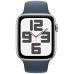 Apple Watch SE 2023, 44 мм, корпус из алюминия серебристого цвета, спортивный ремешок цвета грозовой синий